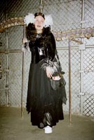 30jun02_009.jpg  403 x 600