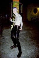 30jun02_019.jpg  400 x 600