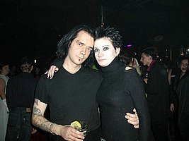 edge5_102.jpg 49 KB 800 x 600