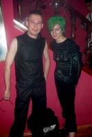 i_edge6_102.jpg 54,1 KB (401 x 600)