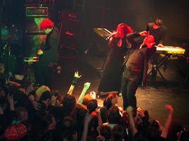 t_edge6_410.jpg 124 KB (800 x 600)