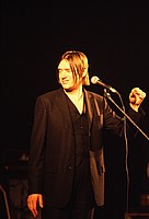 en_s01_008.jpg