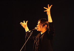 en_s01_019.jpg