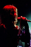0903ava003.jpg 21 KB 337 x 500
