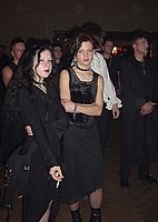 mwgt11_300.jpg 36 KB 425 x 600