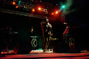 nwgt11_587.jpg 103 KB 903 x 600
