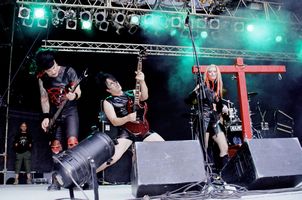 swgt11_415.jpg 135 KB 906 x 600