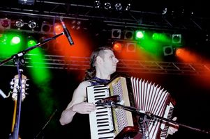 swgt11_460.jpg 98 KB 902 x 600